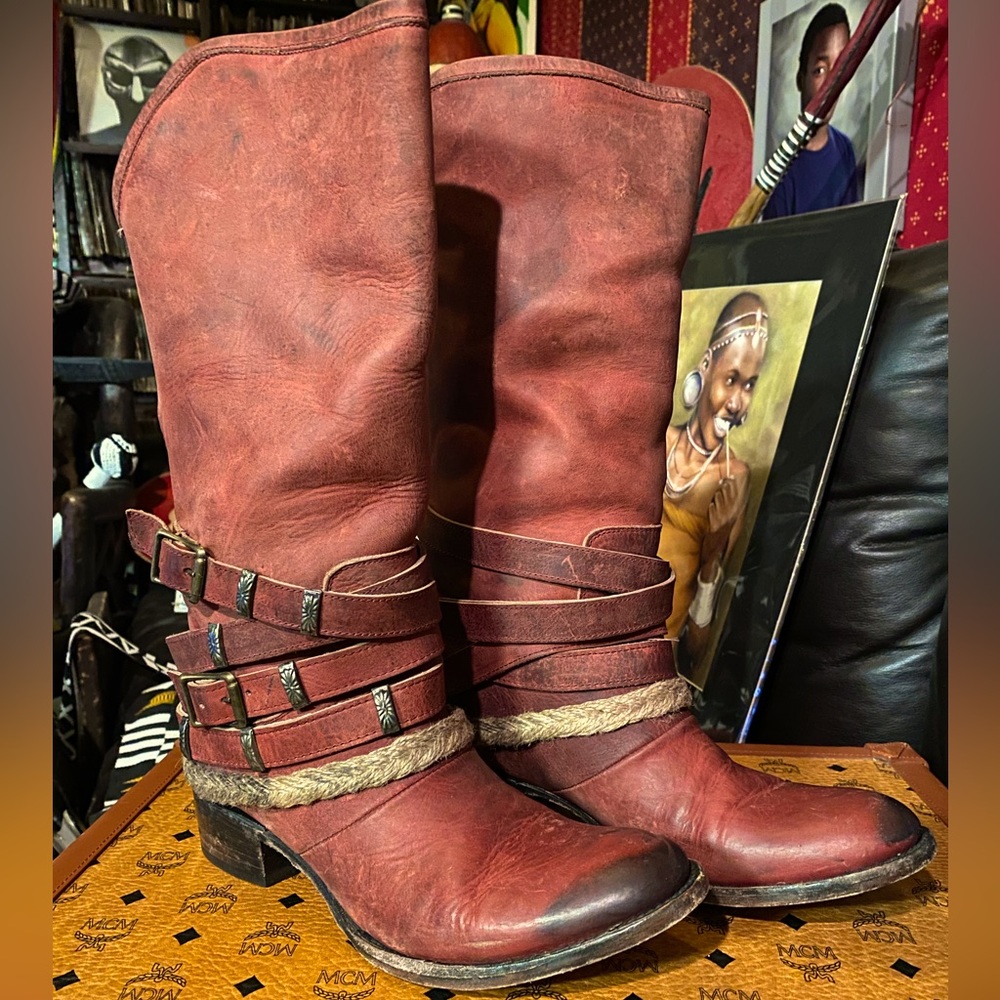 FREEBIRD🦅’Drove’ Distressed Western Boots, 9